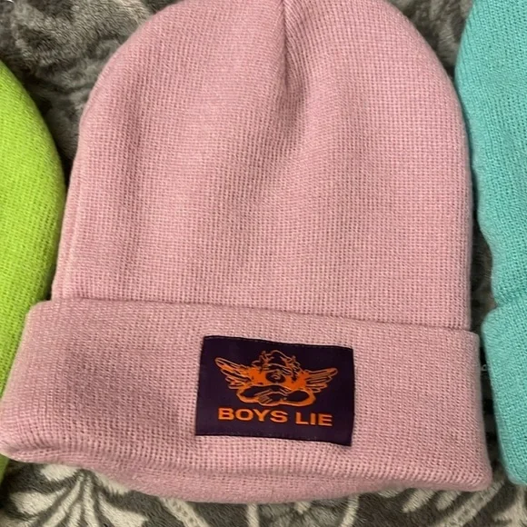 Boys Lie Olivia Beanie - Picture 5 of 8